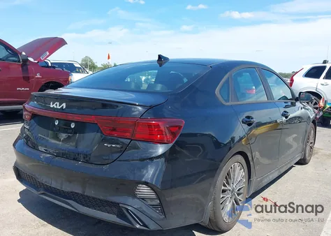 2022 Kia Forte Gt-Line z USA, uszkodzony, nr VIN 3KPF54ADXNE505000